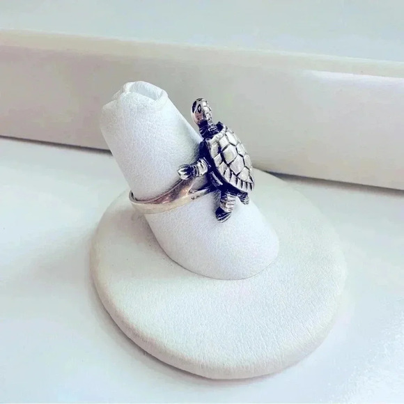 Sterling Silver Vintage Moving Turtle Ring - Picture 3 of 6